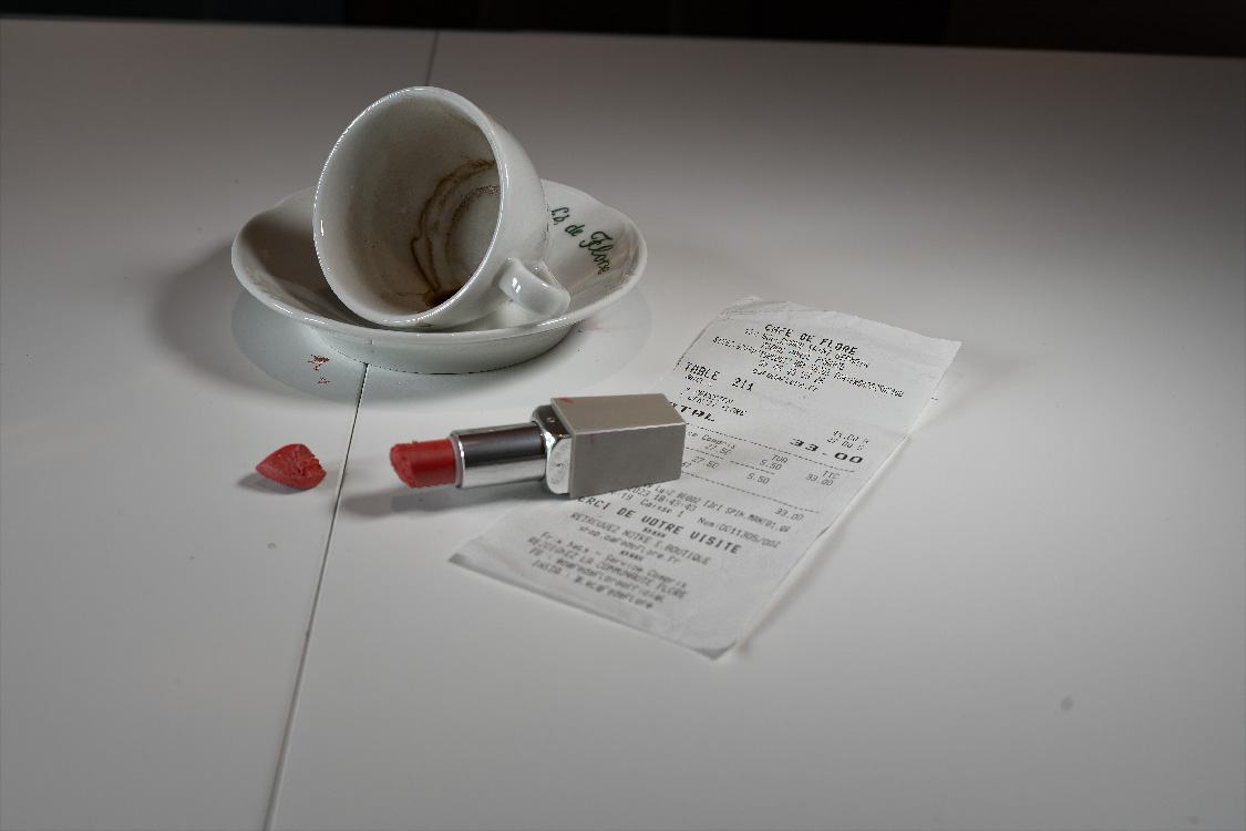 © iPhilipp Paris Minor problem